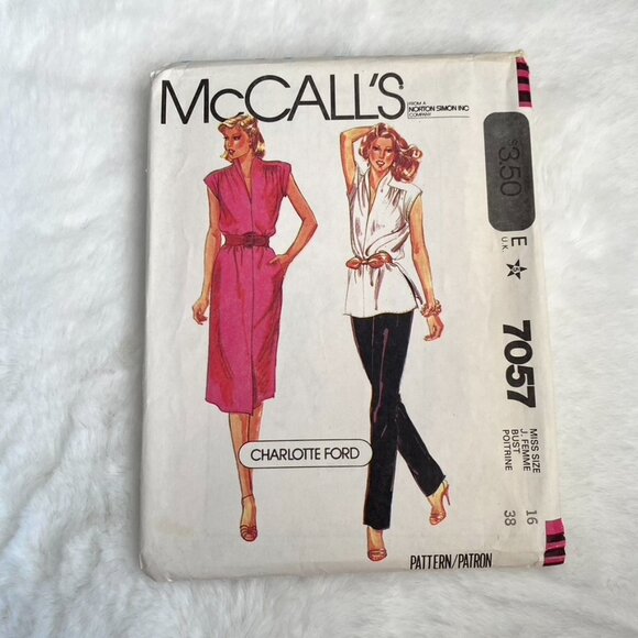 2 McCall's Charlotte Ford Sewing Patterns - Picture 4 of 5